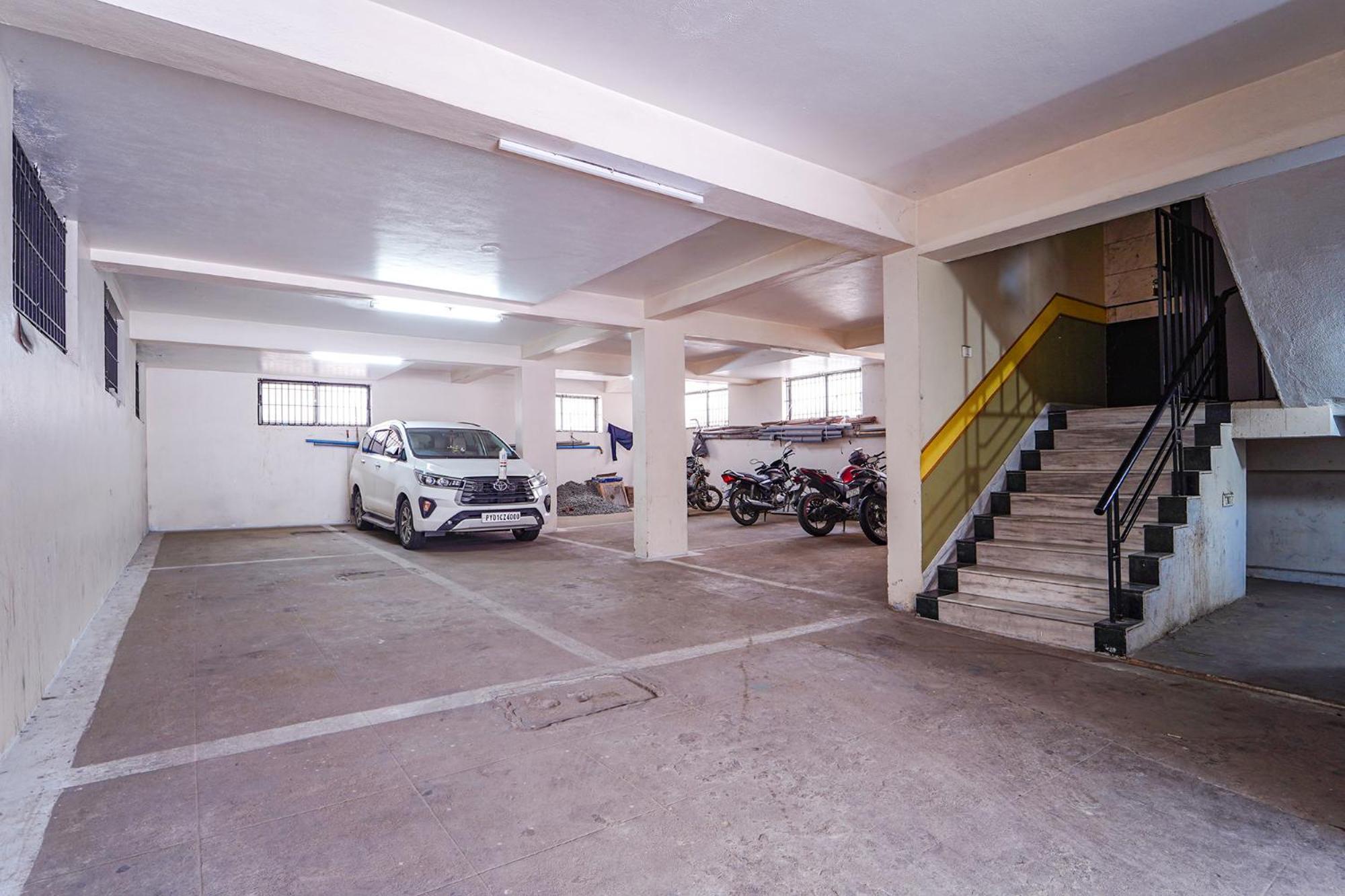 Fabhotel Ess Paradise - Nr Bus Stand Coimbatore Luaran gambar